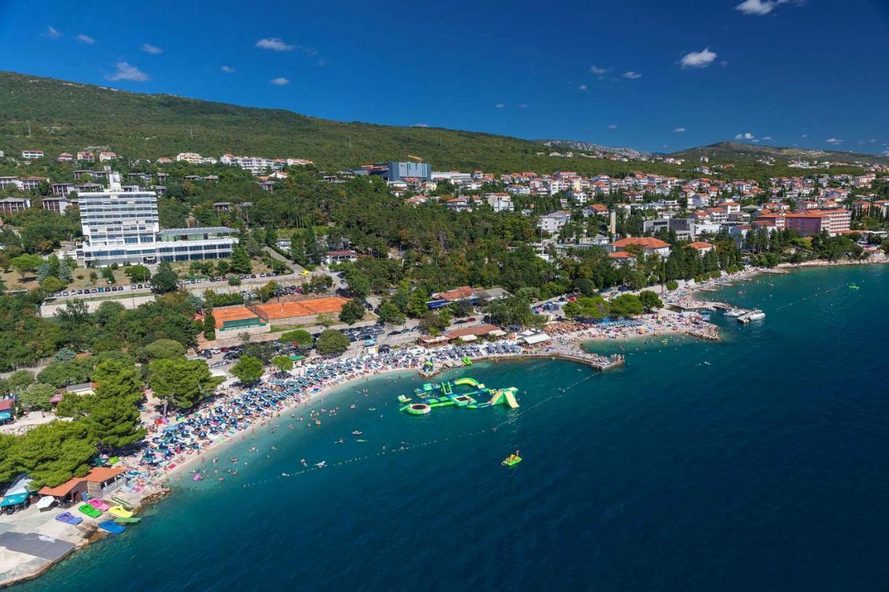 Apartments With A Parking Space Dramalj, Crikvenica - 5576 Екстериор снимка